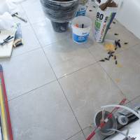 Укладка керамогранита 60x60 на кухне