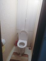 Туалет до ремонта в серии домов П-3, П44-Т, П-44