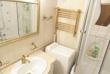 Планировка ванной комнаты 170x170 с душевой кабиной