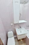 В компактном санузле всё установлено так же компактно и удобно
