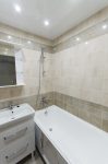 Бежевая плитка в ванной комнате, Ceramica Classic 20x40 Avelana