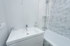 Подвесная тумба с раковиной BelBagno