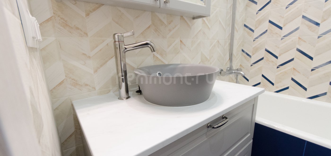 Ремонт ванной комнаты 170x170 и туалета КОПЭ