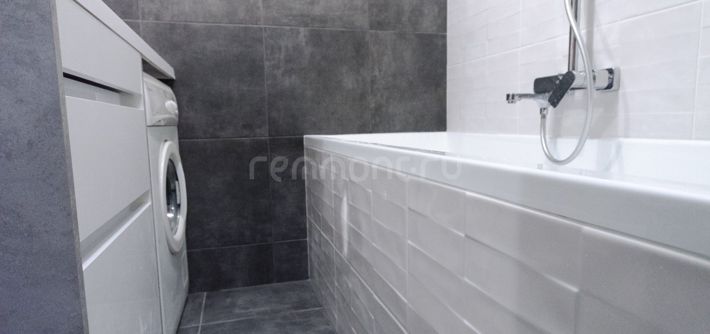 Ремонт ванной комнаты 170x170 и туалета - с разворотом ванны, серия П3