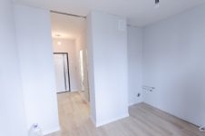 Ремонт в квартире - обои, керамогранит