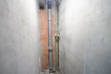 Штукатурка стен в туалете