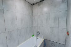 Укладка плитки на отштукатуренные стены