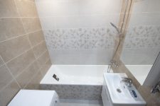Ванная комната 170x170 П44 - Laparet Slim плитка с декорами